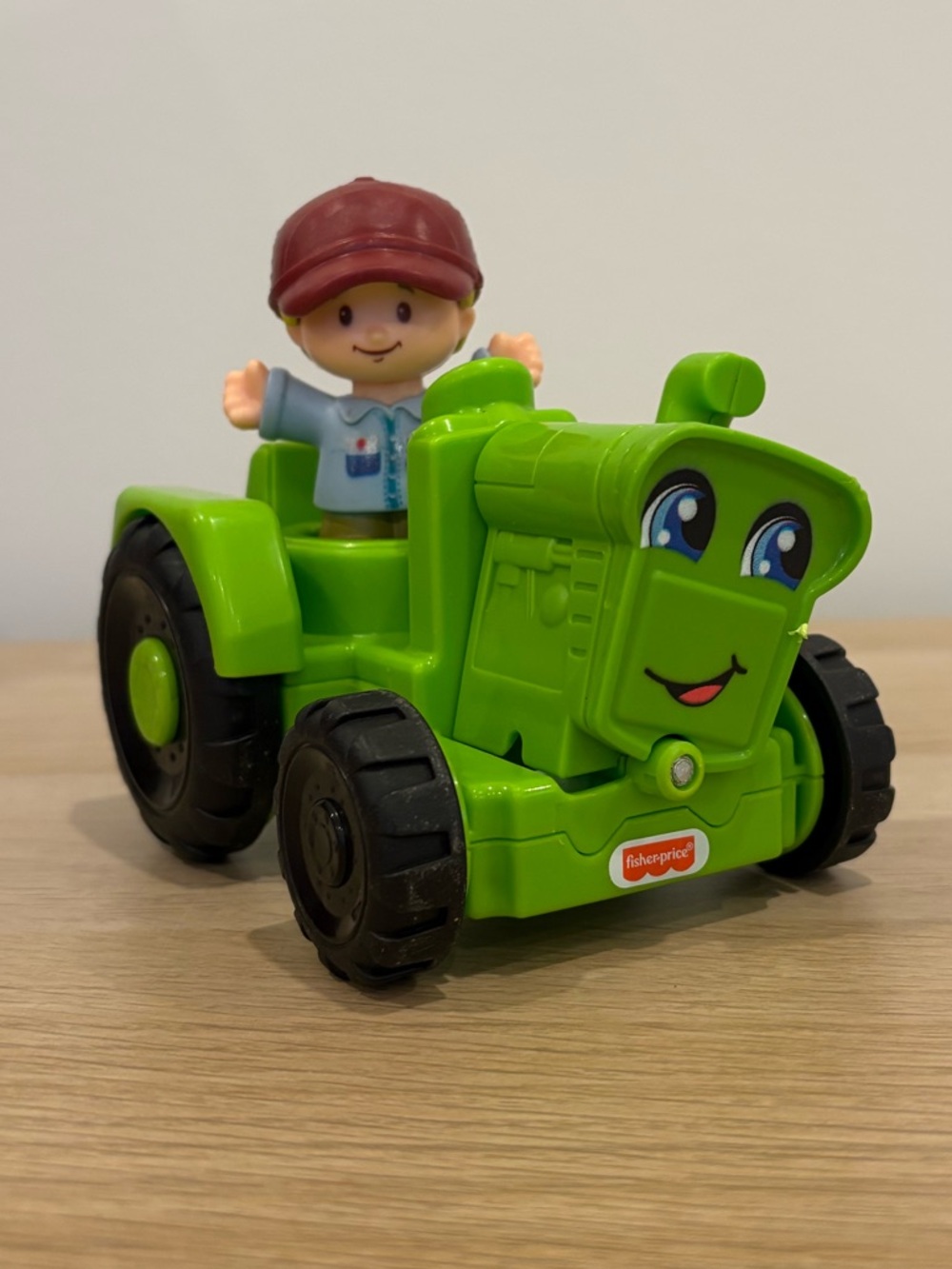 Fisher-Price Little People Helpful Harvester Tractor And Figure Set for Toddlers